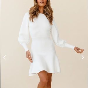 Selfie Leslie white sweater dress